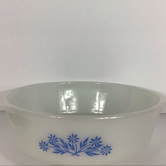 Anchor Hocking Other - Anchor Hocking: Fire King 1 qt. Blue Floral Dish